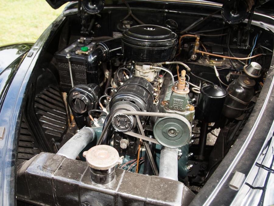  Lincoln Continental Coupe 1941 года  (фото 5 из 21)